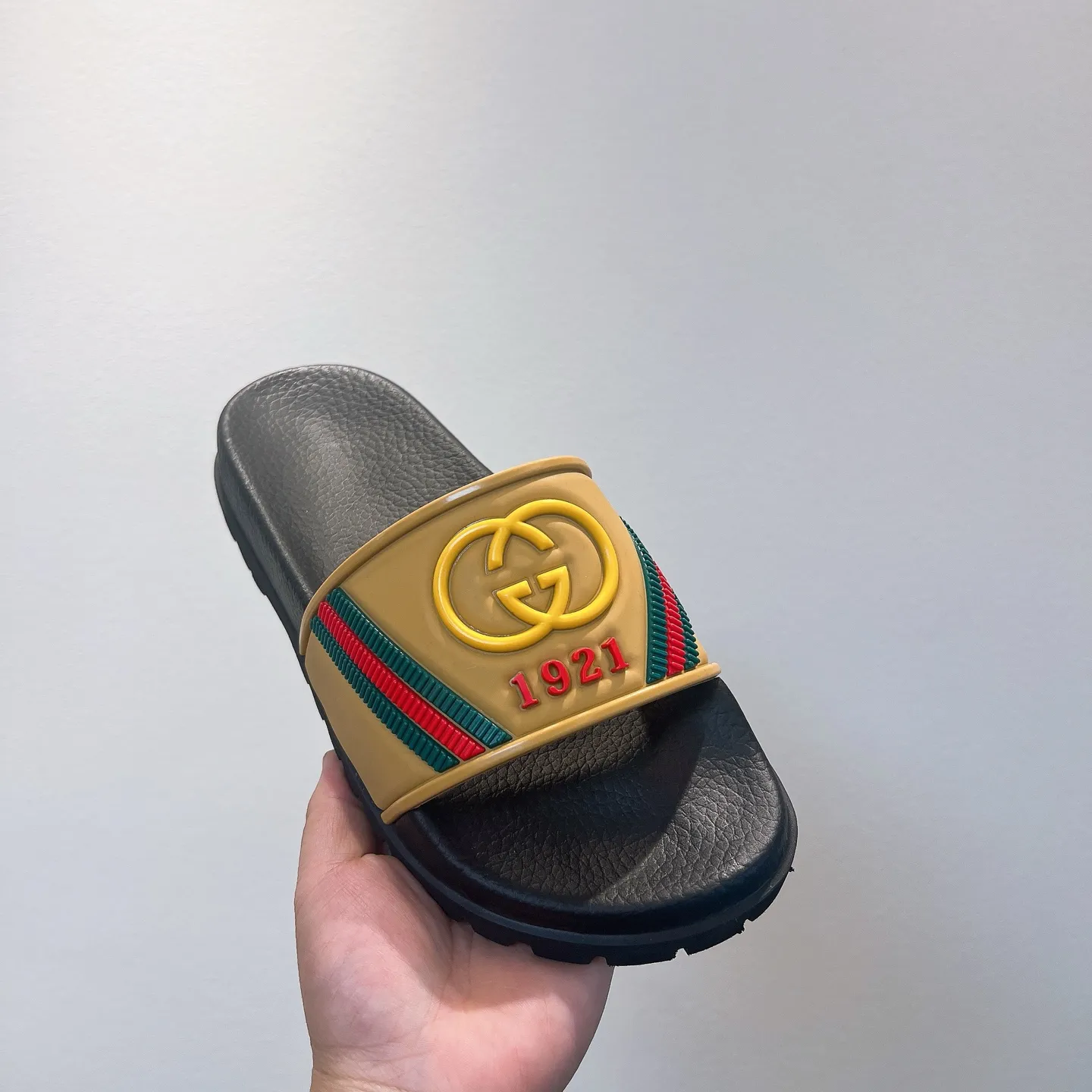 Men's Men's Shoes 130🐮🐮Gucci Gucci Slippers Gucci 2024 latest beach sandals slippers Original molding double G LOGO Original molding consistent Outsole: Men's Men's Shoes u double-layer outsole Size: 35-46